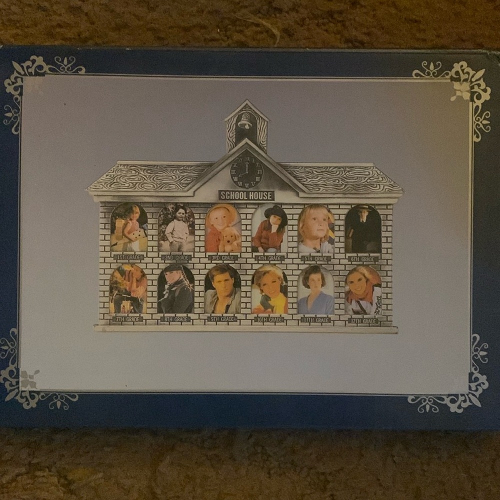 Silver picture frame nib